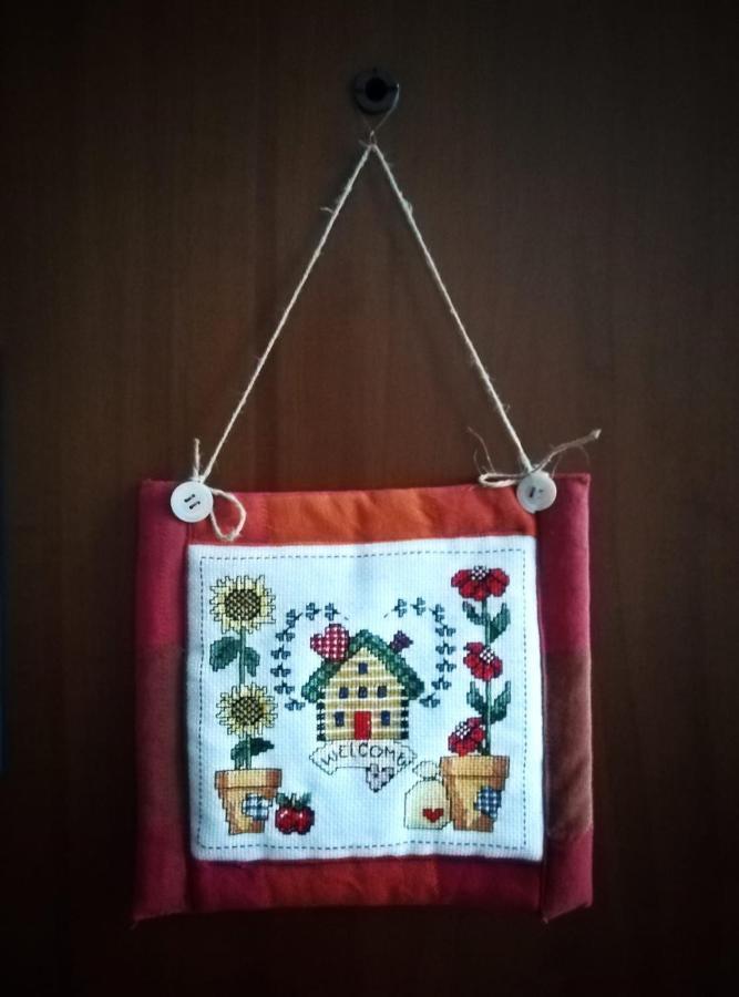 La Tana Tra I Tetti Bed & Breakfast Cenova Dış mekan fotoğraf